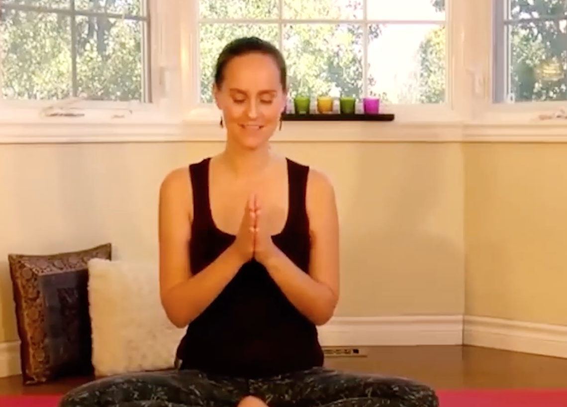 Chapitre 7/7 : Yoga de la connexion spirituelle - 7e Chakra (14 minutes)